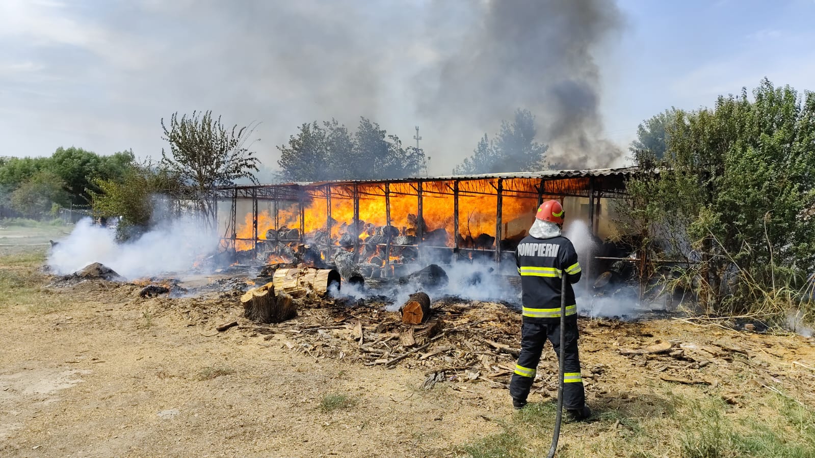 STOP INCENDIILOR  DE VEGETAȚIE USCATĂ!